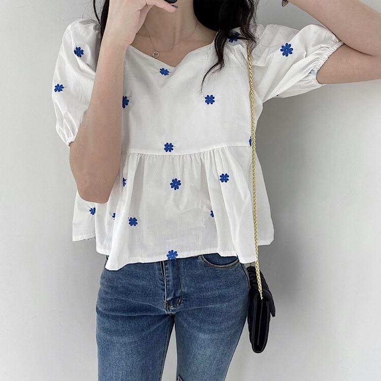 Real shot girl's sweet loose baby shirt with brick and stone collar Embroidered Flower Top