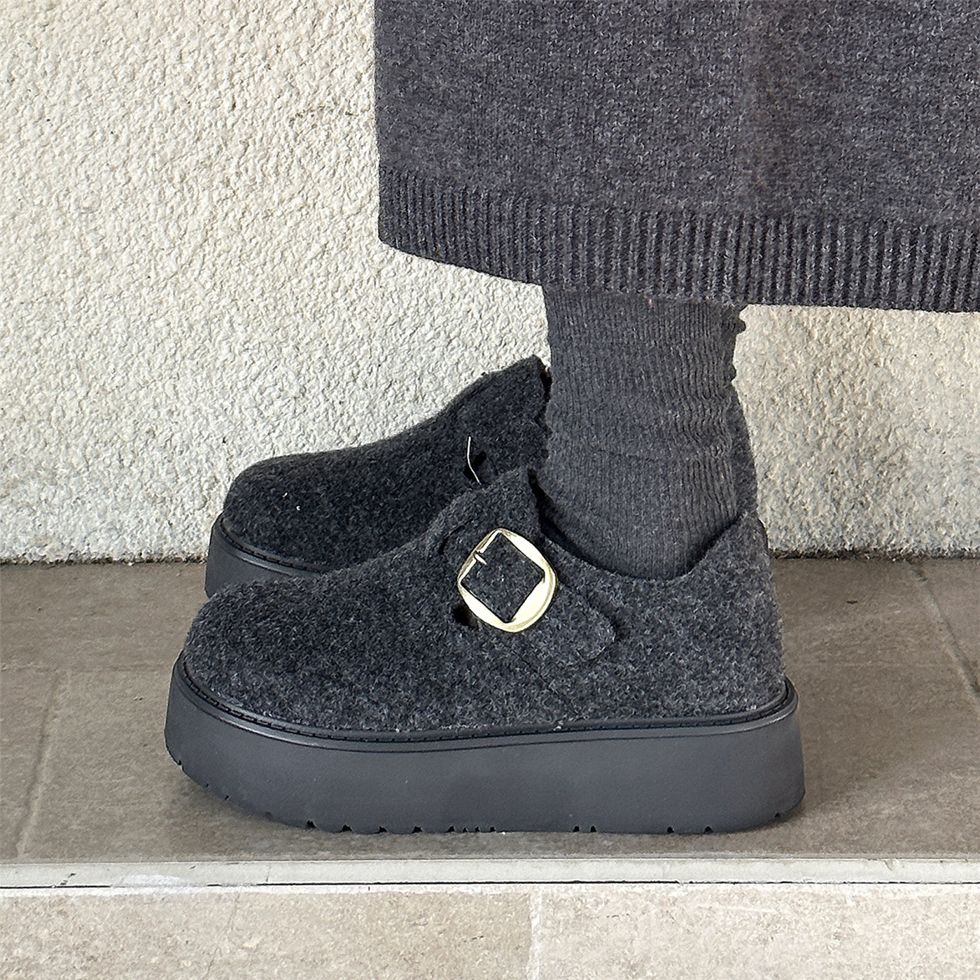 恋典加绒勃肯鞋女2025冬季新款小个子厚底增高保暖一脚蹬毛呢棉鞋
