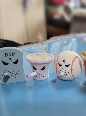 kidrobot KOZIK 吸烟系列小花盆原版散货迷你潮玩公仔