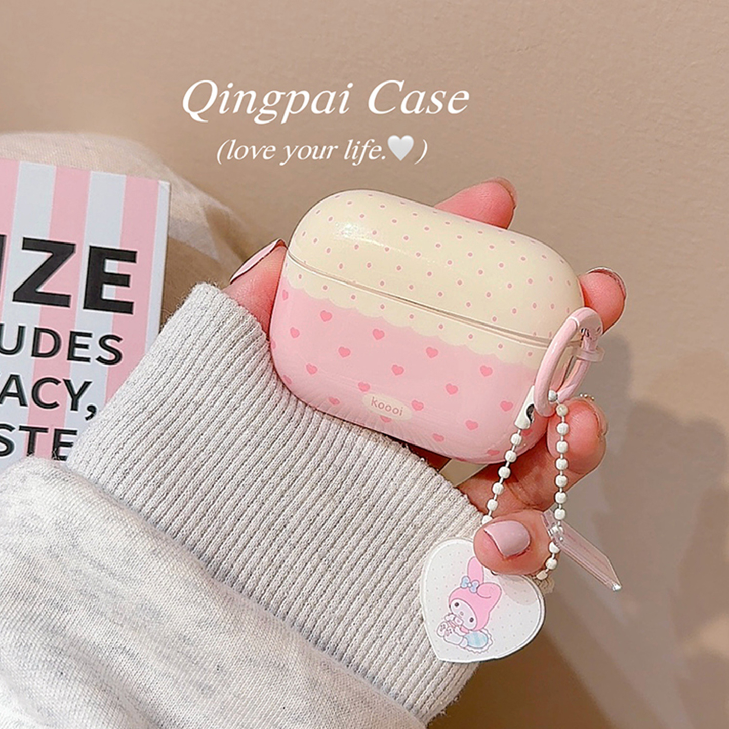 适用苹果蓝牙耳机壳ins爱心挂饰