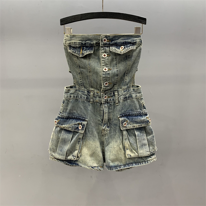 性感辣妹抹胸牛仔连体裤女2025夏季新款一字肩裹胸连衣短裤工装裤