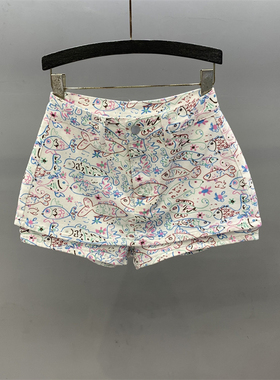 白色小鱼印花涂鸦牛仔短裤裙女2026夏季新款高腰显瘦a字包臀裙裤