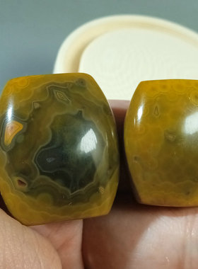 古香古色浓郁 正宗宣化战国红玛瑙 纯天然 同料坠子一对