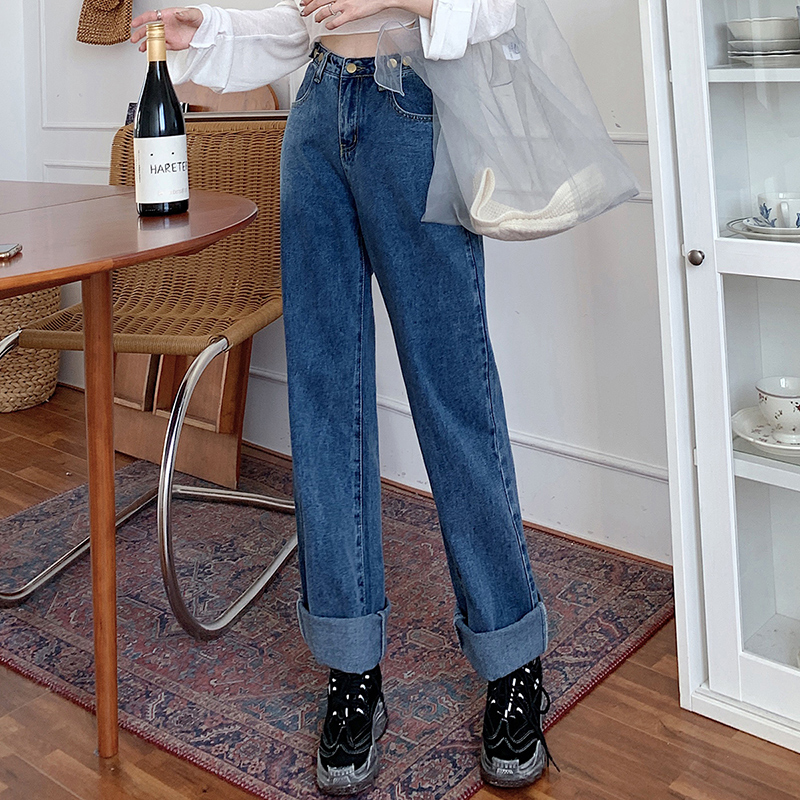 Real photo of tall, lengthened and wide leg jeans for women in early autumn and spring