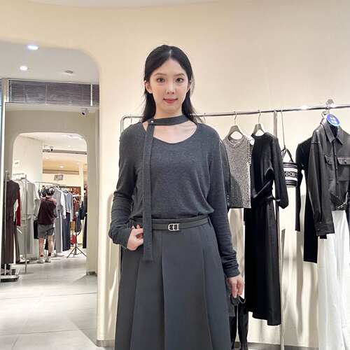 NUTS女士简约时尚长袖T恤6330206A1