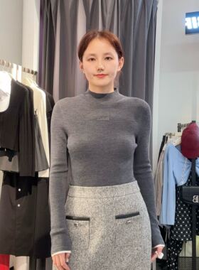 太平鸟女士简约时尚打底衫A1EBE4152