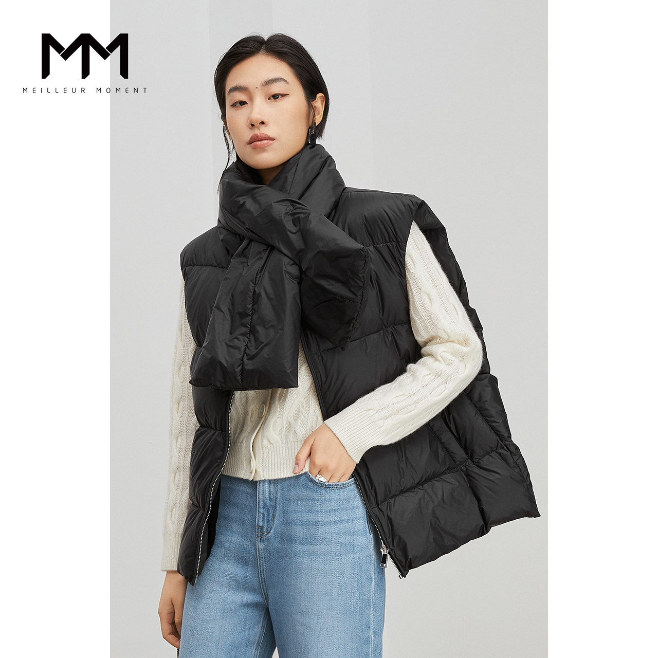 MM麦檬2021秋季新款马甲女短款黑色白鹅绒围脖式羽绒服5C9180171