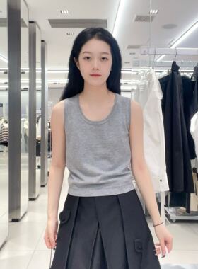 太平鸟女士简约休闲线背心A1EFF3508