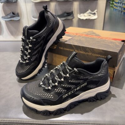 斯凯奇女子休闲时尚运动鞋180421C-BKNT