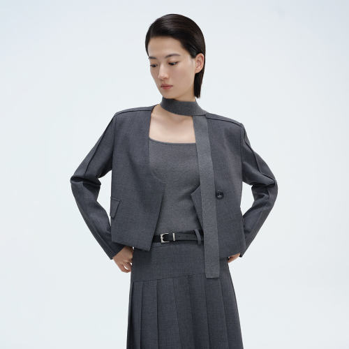Dekashell/迪卡轩2026春季新款短款西装女灰色外套气质职场通勤dpC311318