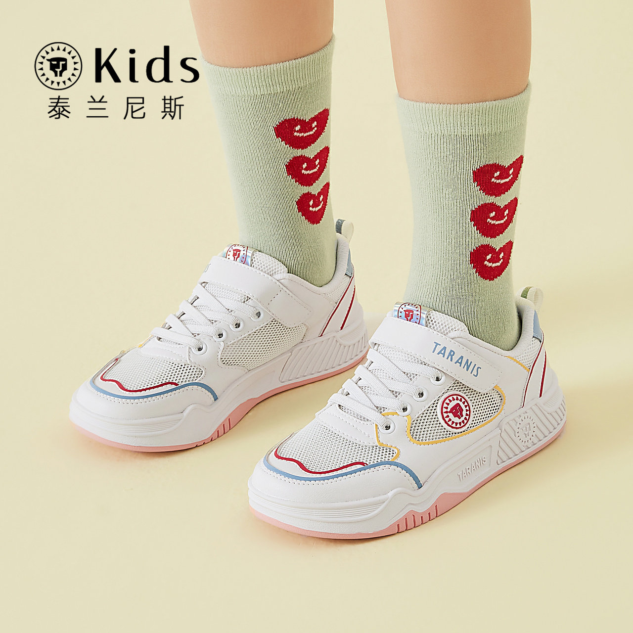 TARANIS/泰兰尼斯春季女童网面透气低帮板鞋（含硫化）T02D3A2607