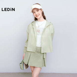 乐町夏复古辣妹含腰带牛仔褶型裙裤 C1HBF2240