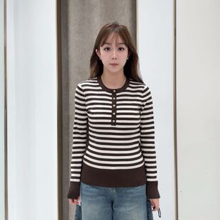 敦奴女士时尚 GU37210626 简约针织衫