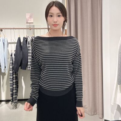 本涩女士条纹斜肩套头针织衣F0629A03