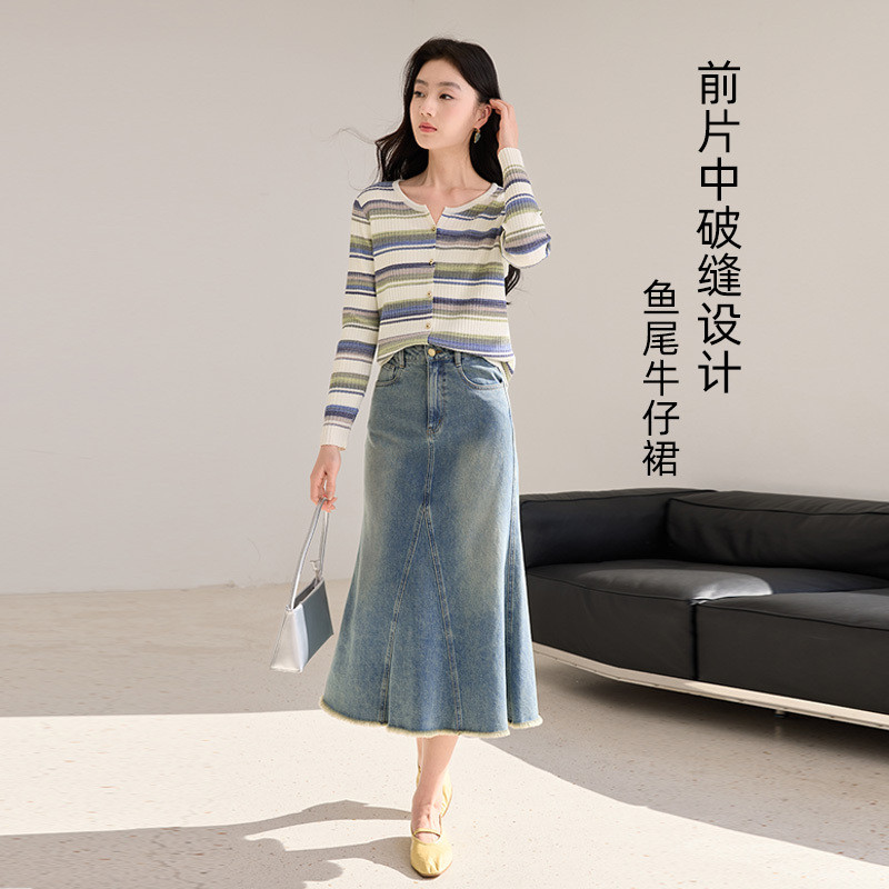 香影牛仔a字半身裙女2025秋季新款复古修身显瘦中长气质鱼尾裙子