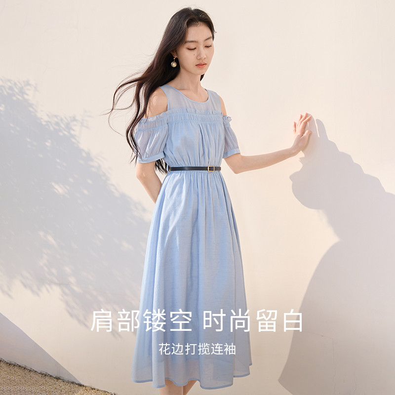 香影一字露肩雪纺连衣裙女2025夏装新款木耳花边蓝色海边沙滩裙子