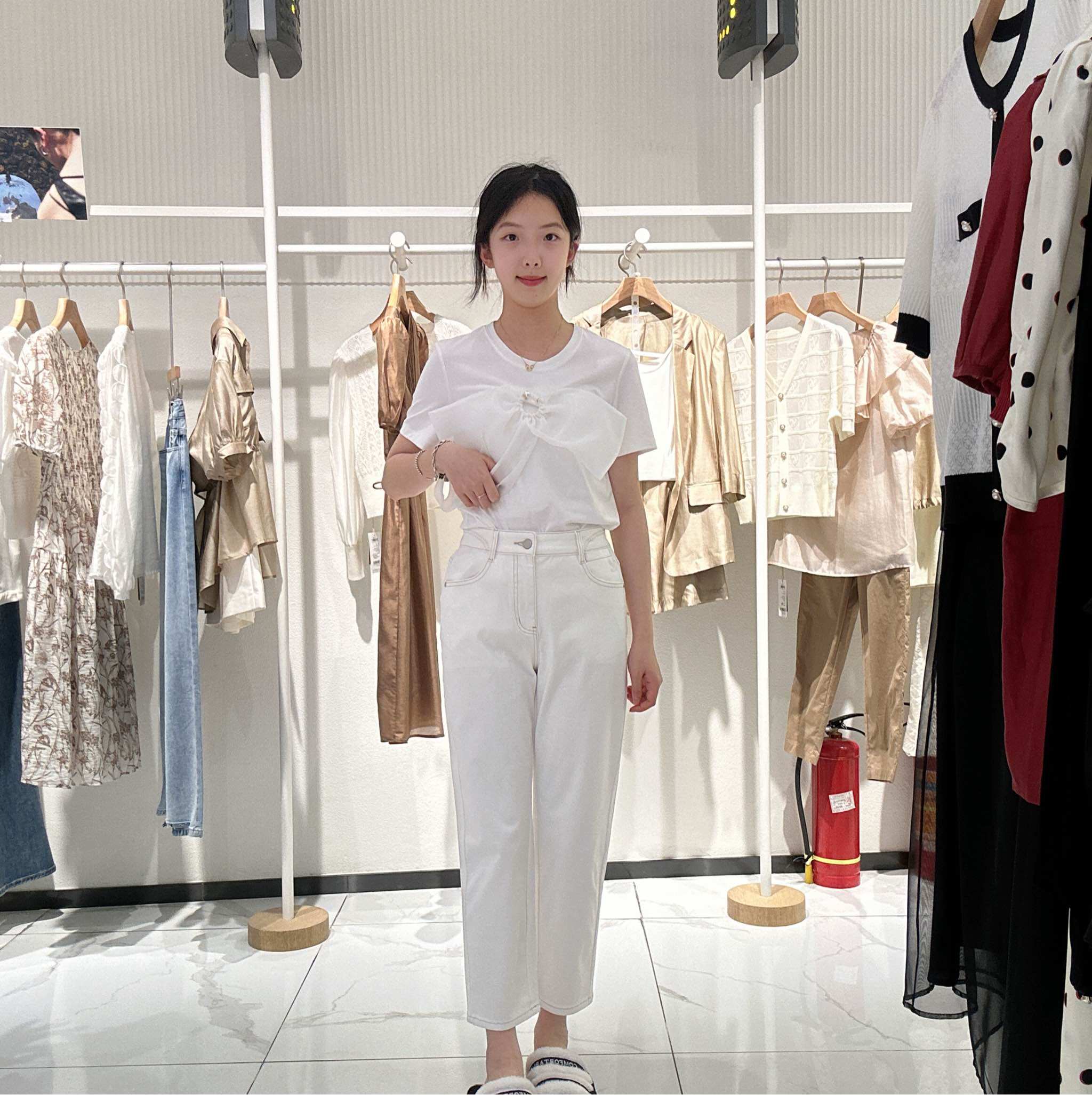 衣香丽影女士时尚休闲牛仔裤140526803