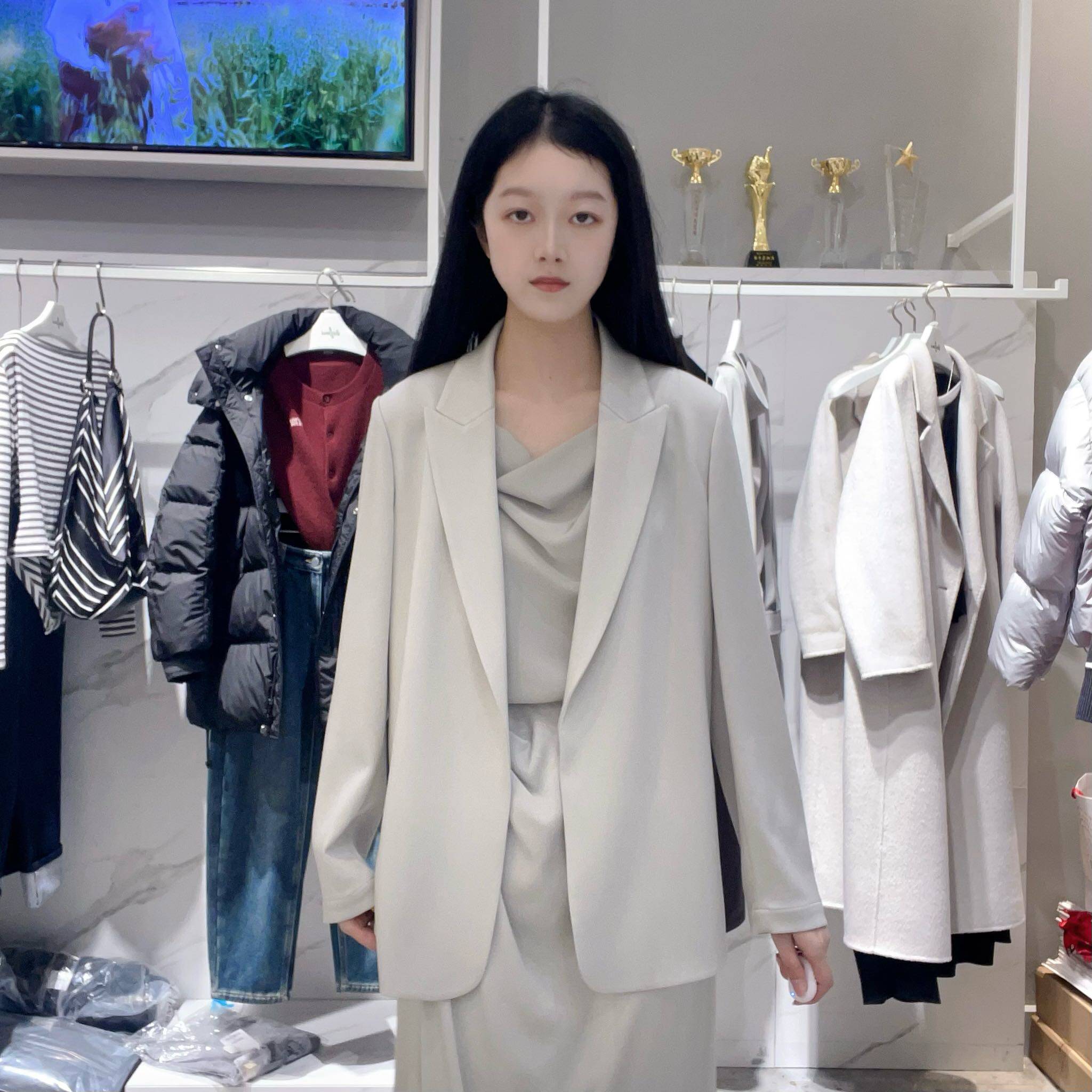 伊芙丽女士简约时尚外套1G3110991G