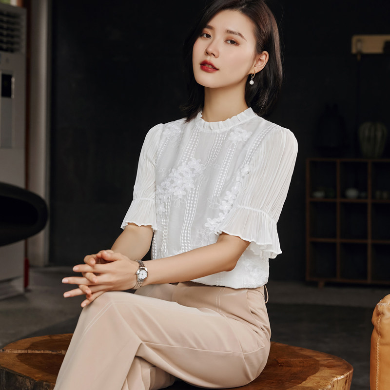 曼贝白色雪纺衫女短袖2023夏季洋气宽松圆领衬衫休闲百搭大码上衣90601