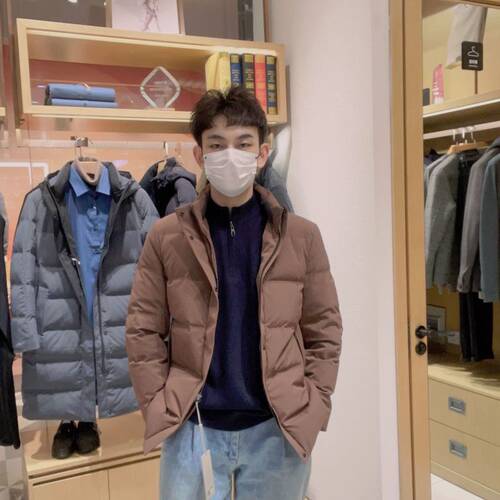 杉杉男士时尚舒适休闲羽绒服1F214A71B070