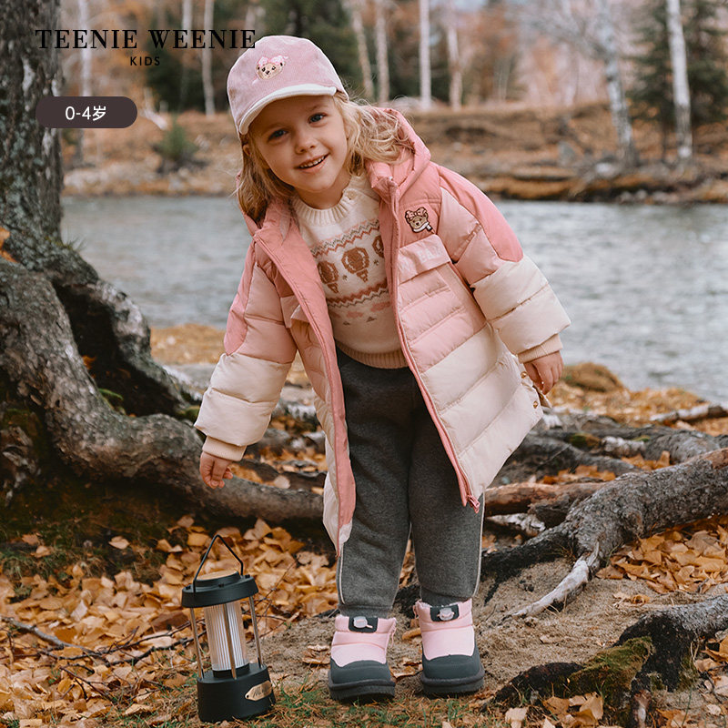 TeenieWeenie Kids24冬女宝宝拼色印花长款鹅绒羽绒服T0JD244V67A