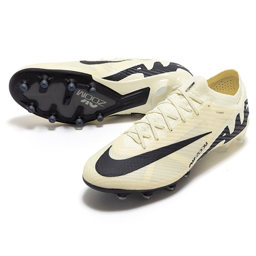 耐克足球鞋刺客15高端人草