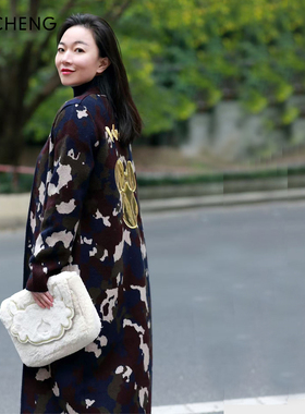 Ji Cheng吉承 米色毛绒女式手拿包 简约时尚个性潮牌包包