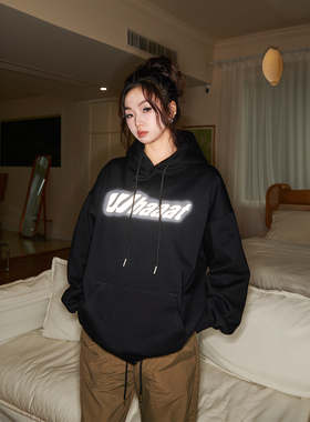 YEP黑色字母反光印花连帽卫衣女2025年春季新款复古oversize外套