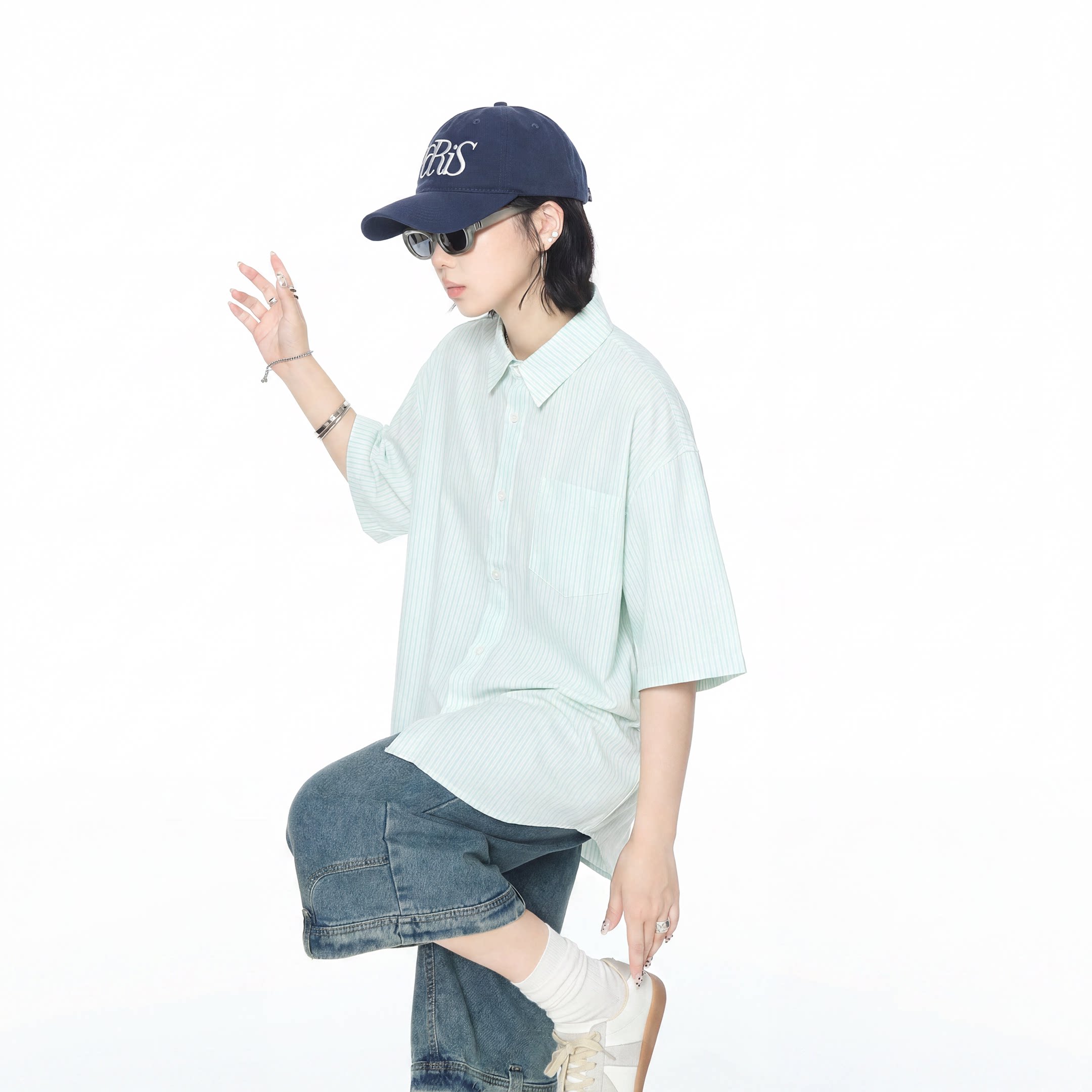 夏季薄荷绿条纹衬衫女短袖2026新款美式复古衬衣宽松情侣百搭上衣图片