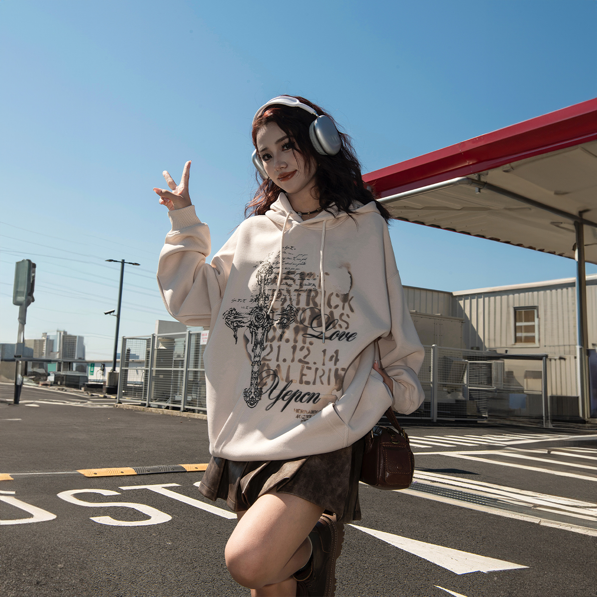 YEP复古印花连帽卫衣女春秋2025新款美式复古帽衫宽松长袖外套潮