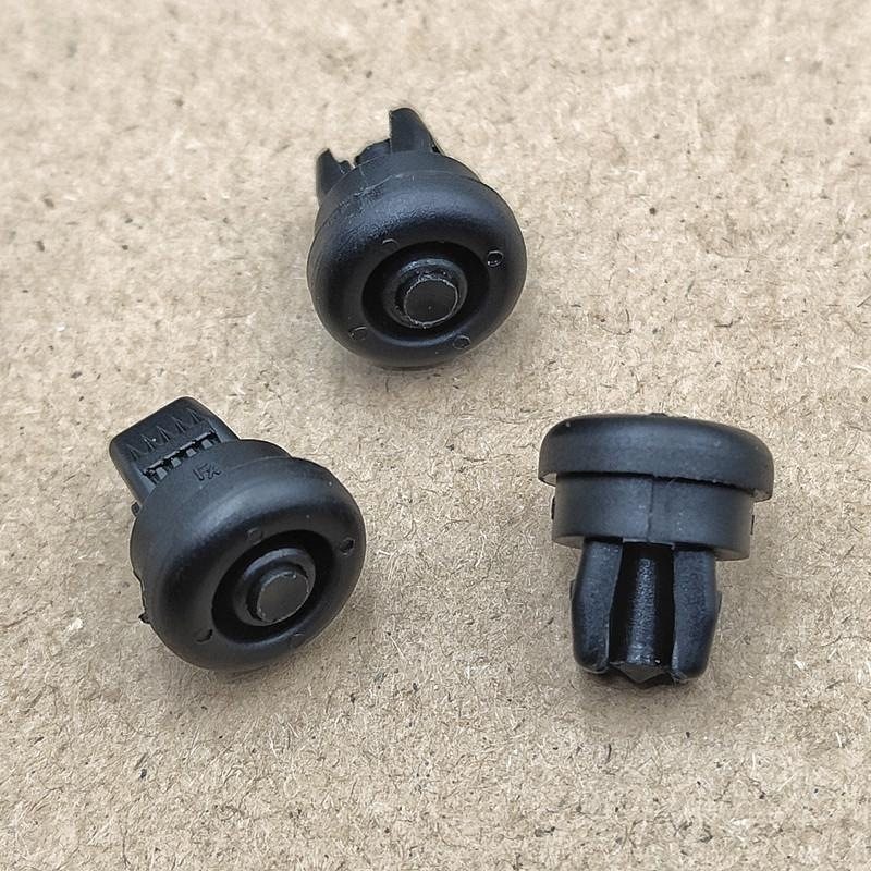 适用奥迪Q5A3Q2LQ3后备箱隔板吊绳卡扣尾箱台板挡板挂绳固定卡子