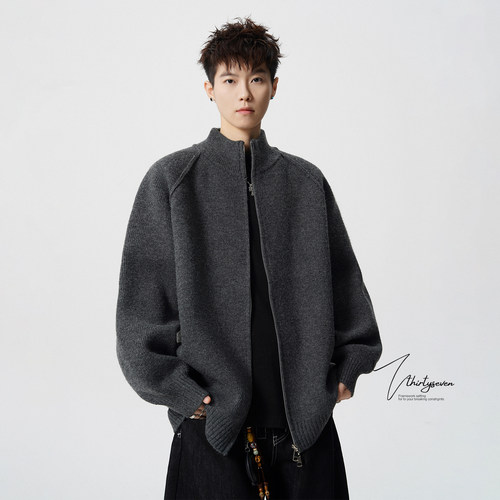 秋冬新款潮流纯色拉链开衫毛衣男