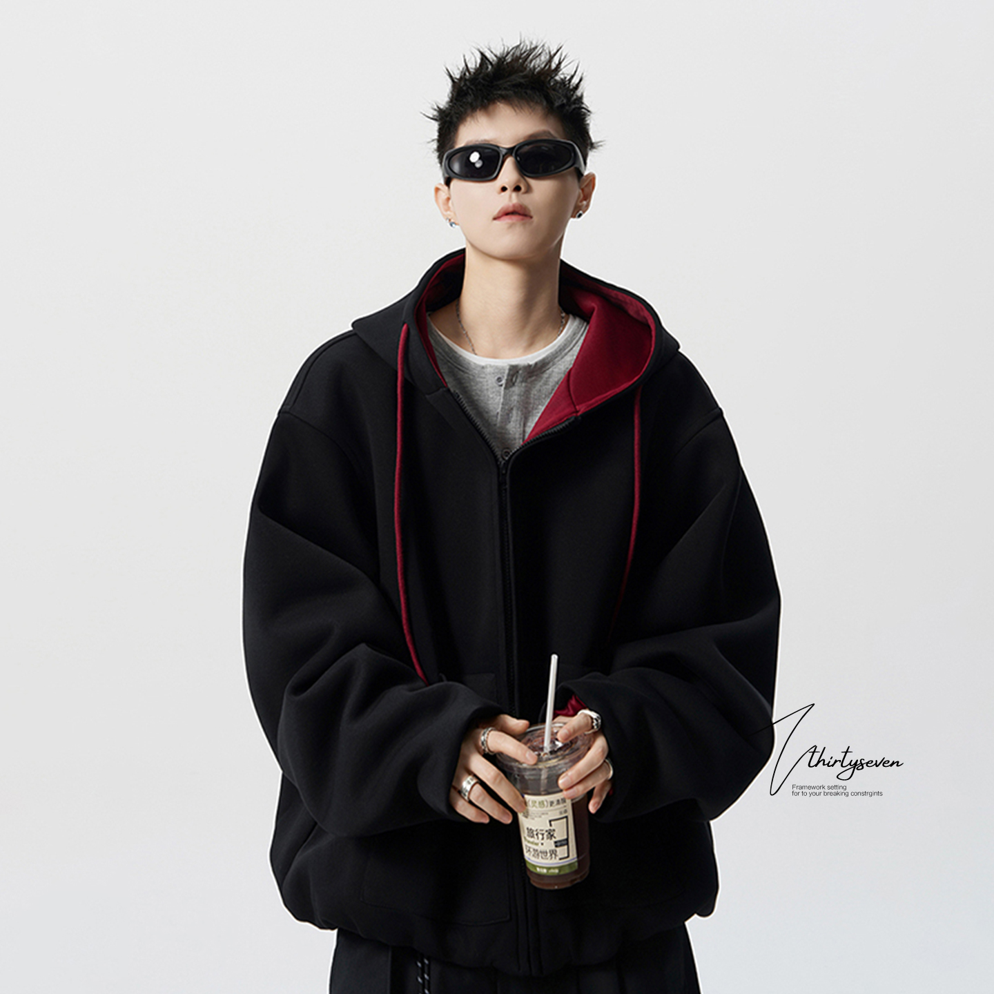 黑色重磅连帽开衫卫衣