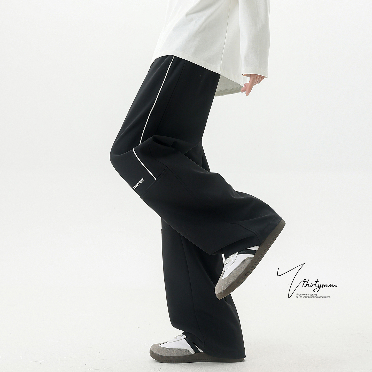 日系复古条纹拼接直筒休闲裤男