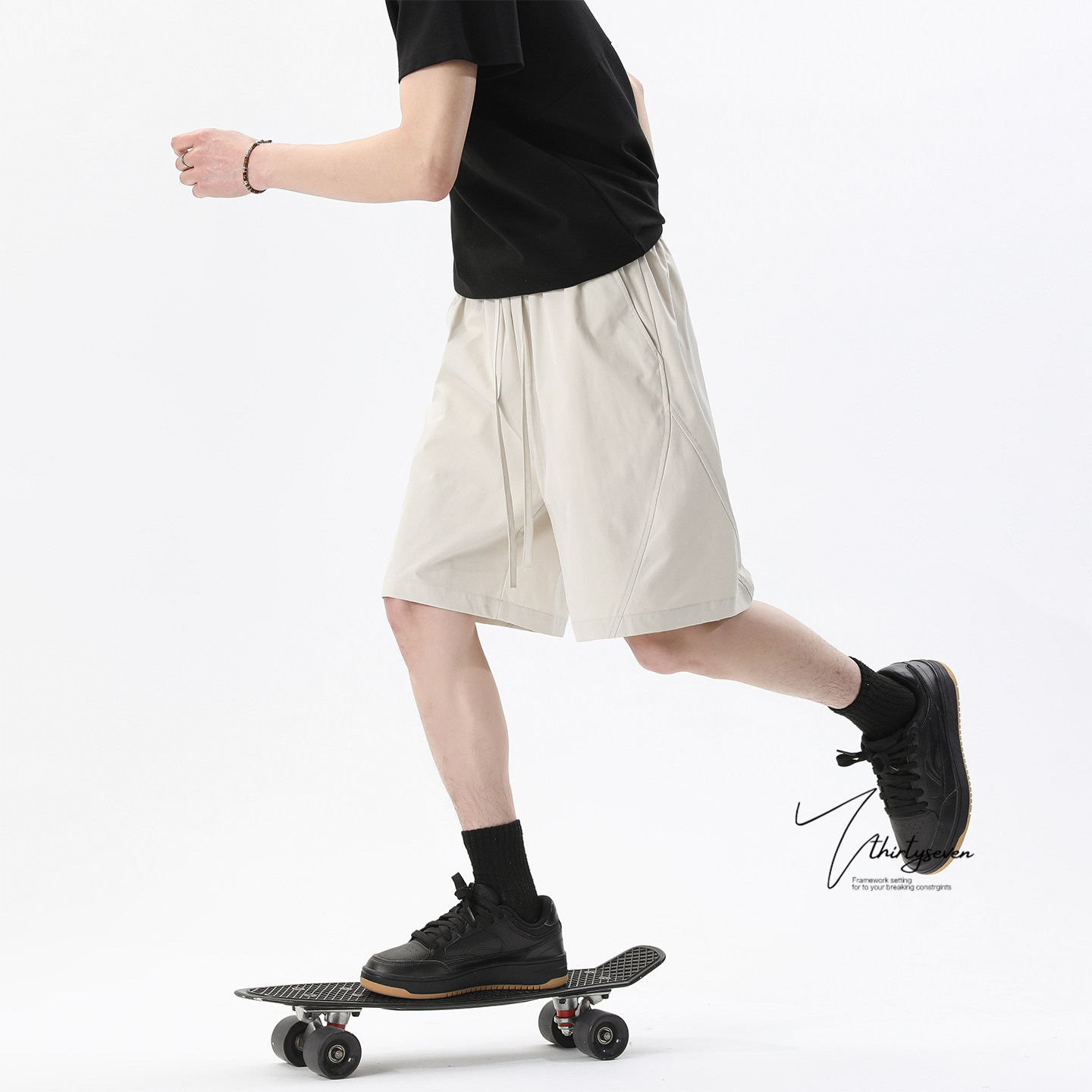 V37美式户外运动骑行速干短裤男夏季潮牌拼接青少年抽绳五分裤子