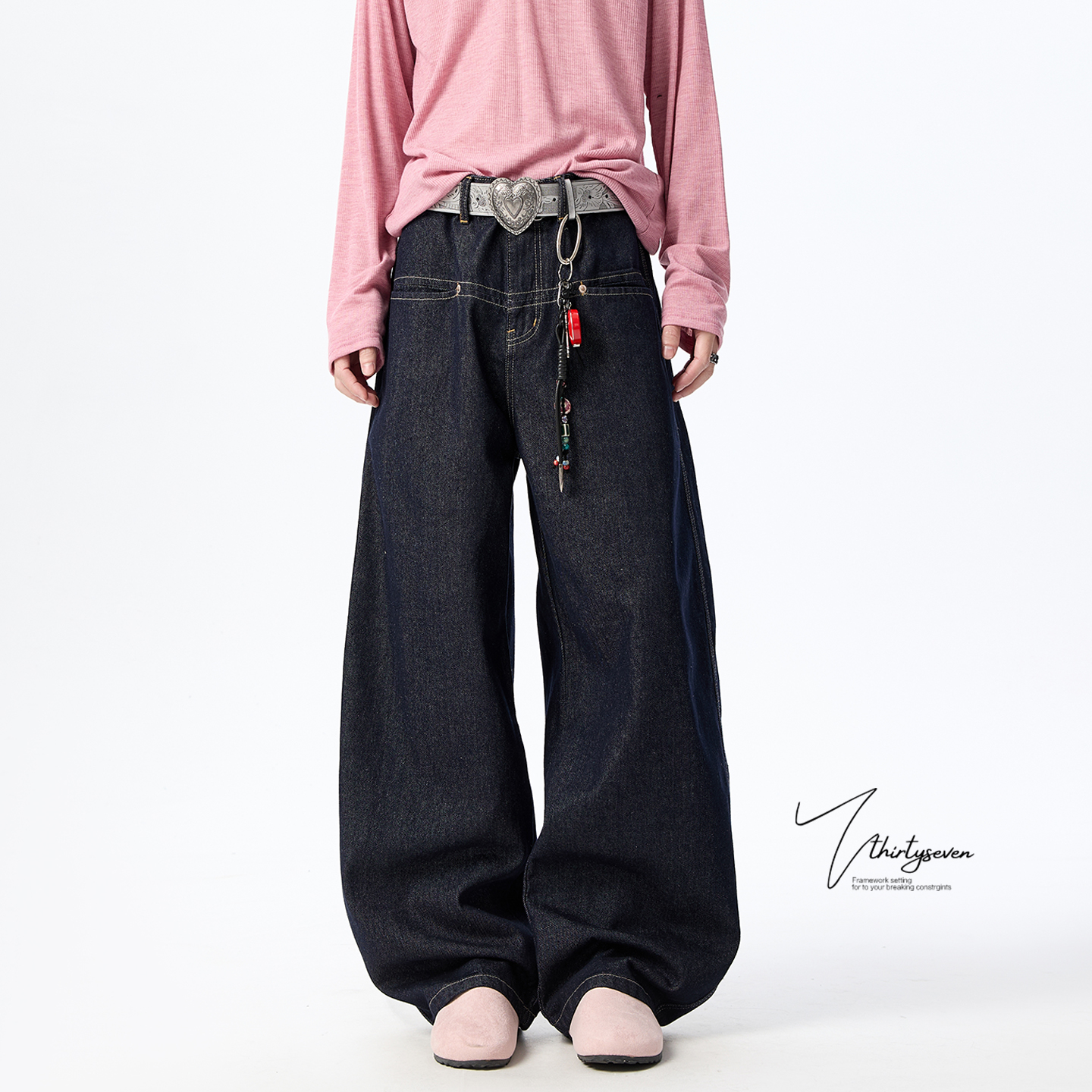 美式街头丹宁蓝弯刀牛仔裤男