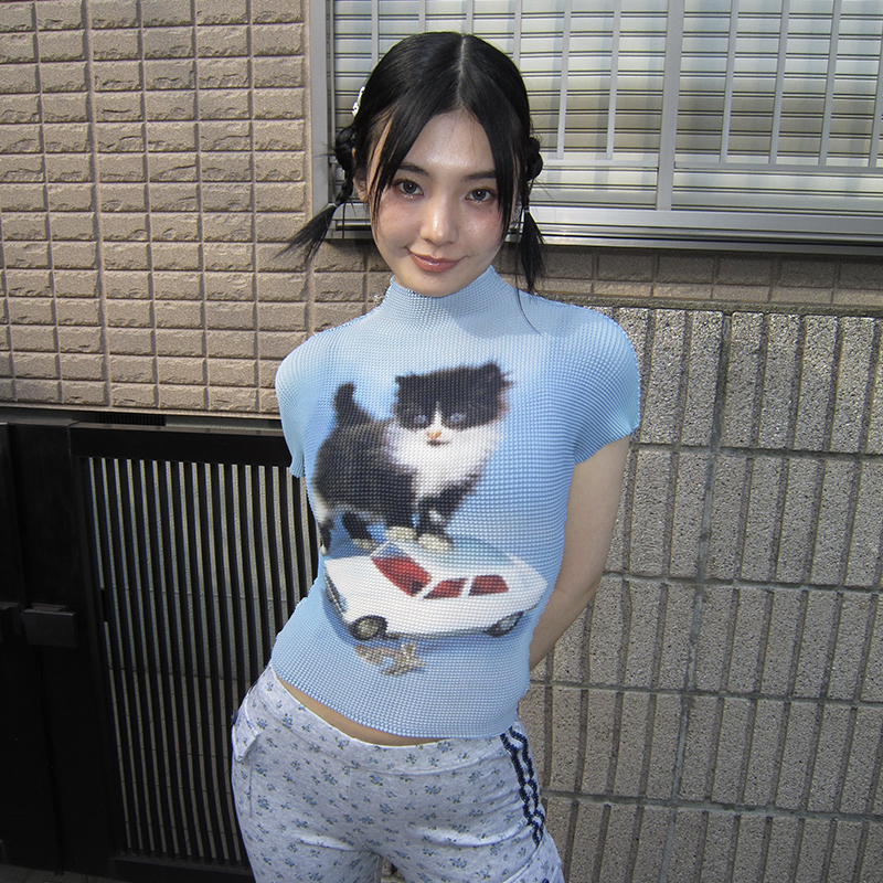 MOF礼物商店 褶皱衫 奶牛猫与汽车褶皱衫短袖T恤