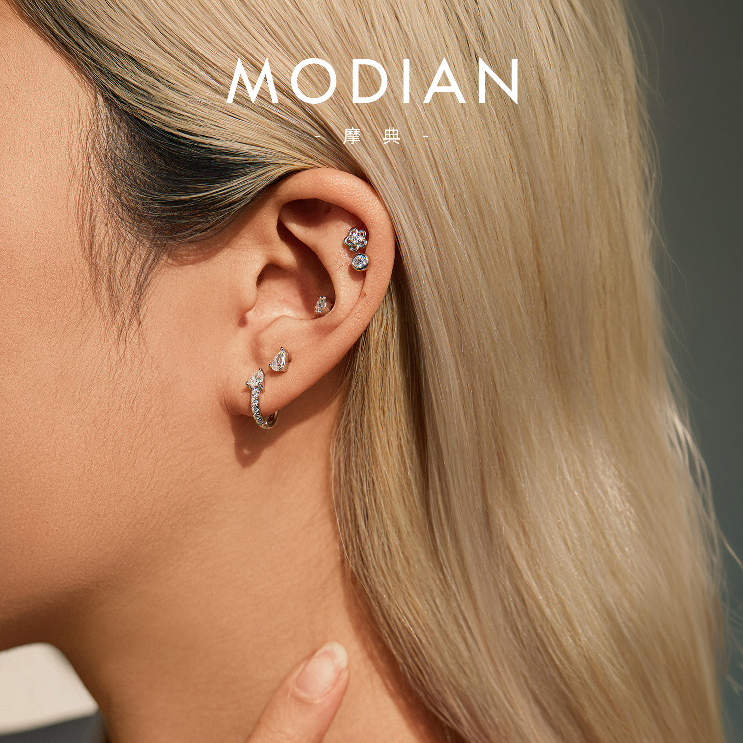MODIAN摩典VVS1净度莫桑钻耳钉S925纯银精致小巧男女百搭日常耳饰