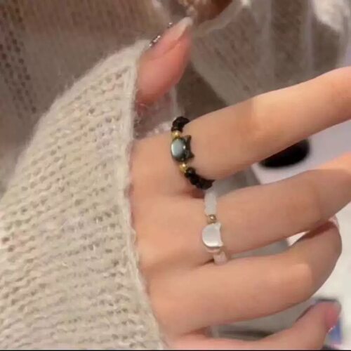 在逃公主戒指可爱猫咪串珠戒指女黑白猫头食指戒送闺蜜女友指环