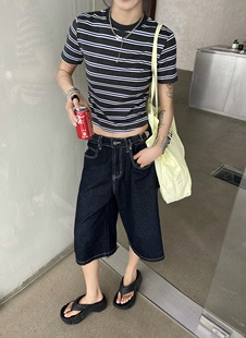 十三行2025春秋款复古撞色条纹短袖t恤女设计感修身显瘦百搭上衣