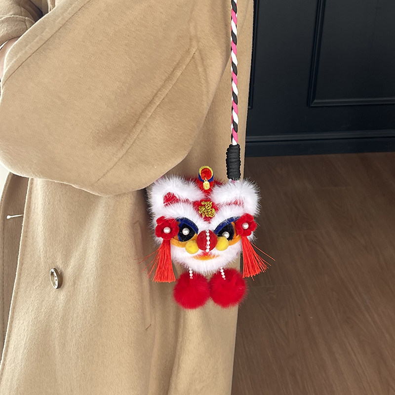 2025新年醒狮毛绒斜挎口红耳机包