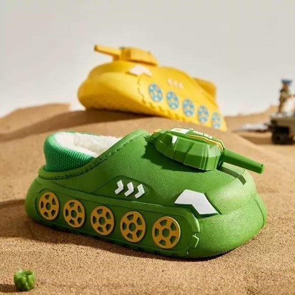 儿童拖鞋2025新款男孩秋冬季男童室内女宝宝家居防滑小坦克棉拖鞋