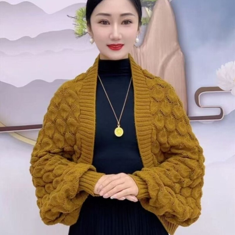 新款披肩女士纯色针织镂空开衫时尚百搭外搭高级感洋气外套围巾