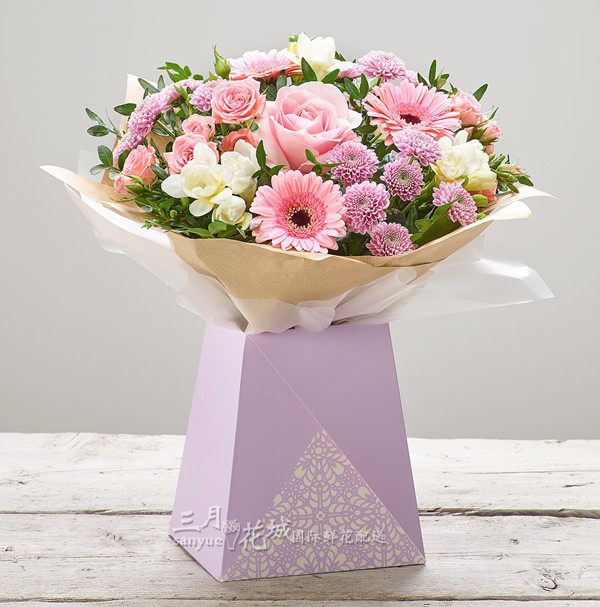 英国送花盒多款】伦敦送花生日订鲜花蛋糕英国利物浦鲜花礼物英国