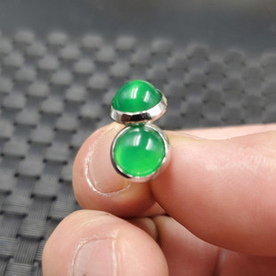 新款天然玉石冰种绿玉髓圆形耳钉碧绿玉髓玛瑙耳钉玉石耳钉玉耳坠