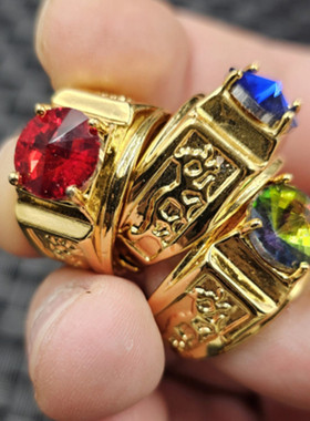 冰种红锆石圆形玉石戒指