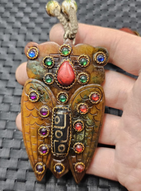 包邮岫玉一鸣惊人玉石挂件