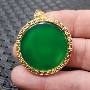 碧绿色玉髓平安牌挂件绿玉髓玛瑙护心镜吊坠玉石挂件项链坠玉坠
