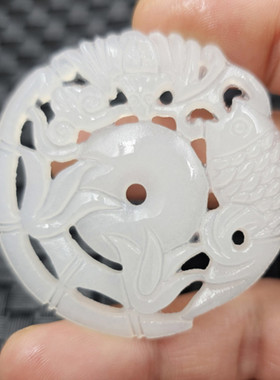 新疆和田白玉镂空连年有余