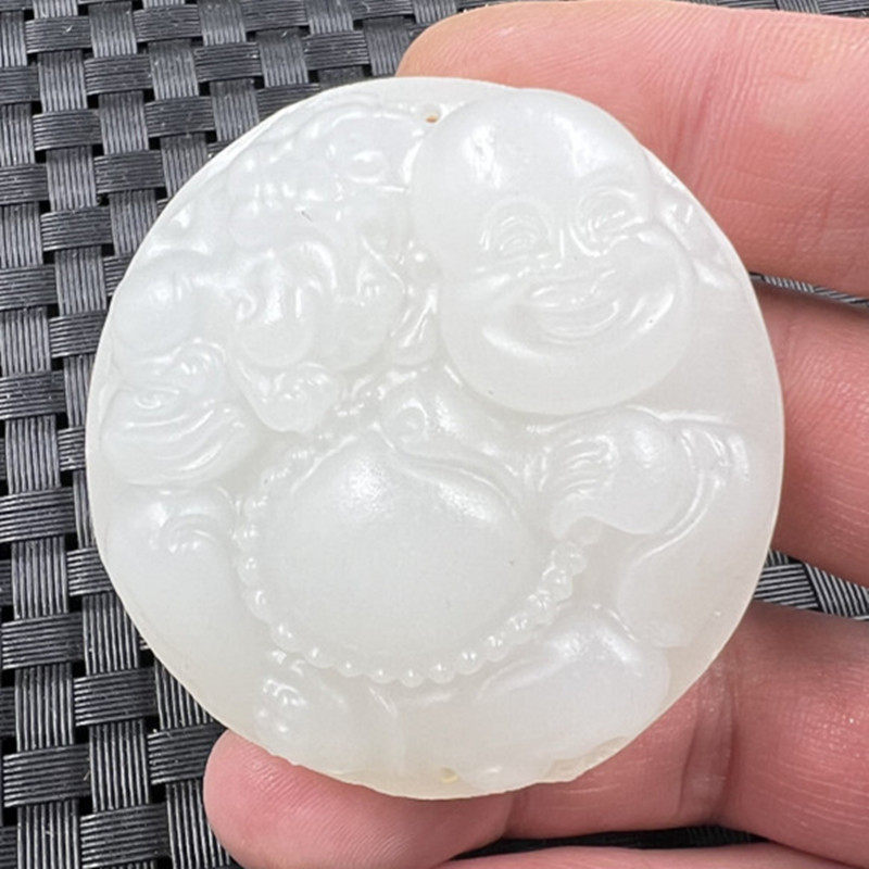 包邮新疆和田白玉佛玉石挂件方解石玉貔貅佛吊坠双面雕刻玉佛车挂